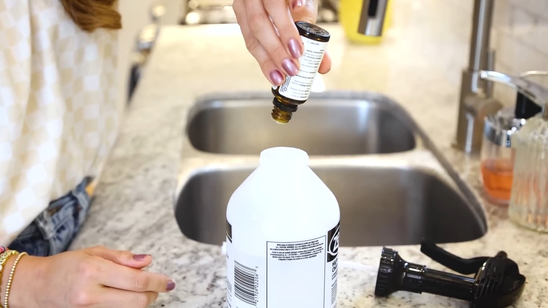 DIY home scent cleaners