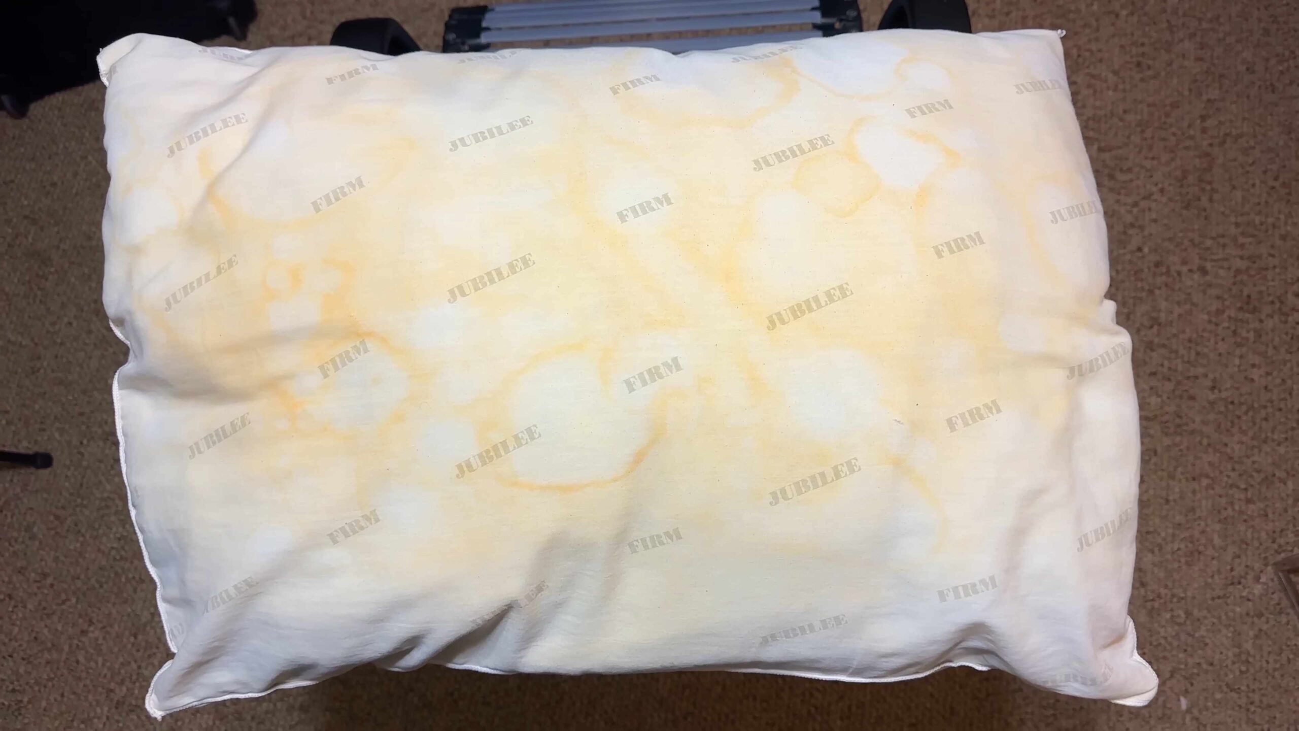 Pillow Whitening DIY