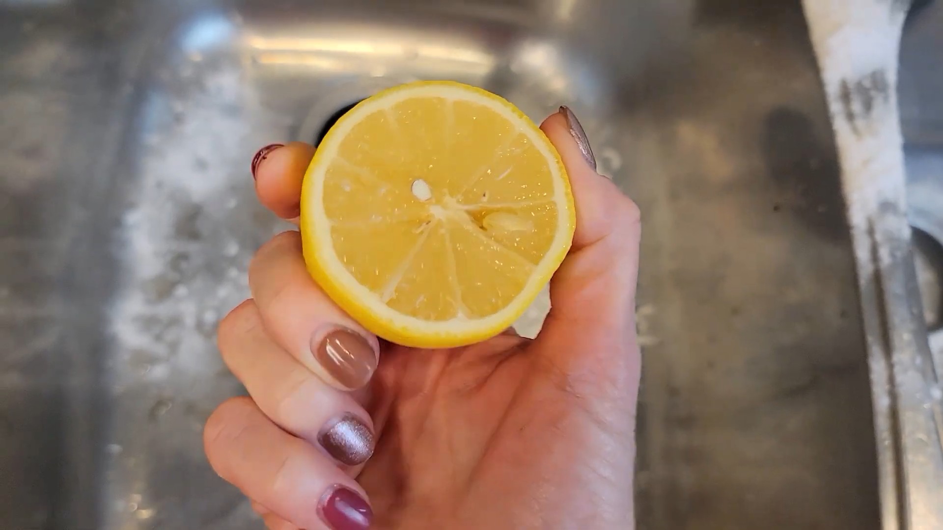 Lemon and Baking Soda Sink Clean